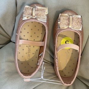 Carter’s NEW Pink Toddler Glitter Shoes Size 5